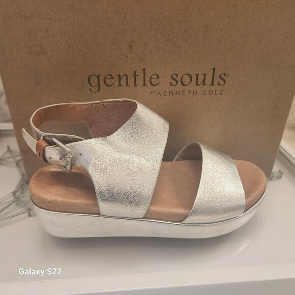Gentle Souls Silver Sandals - Picture 1 of 11